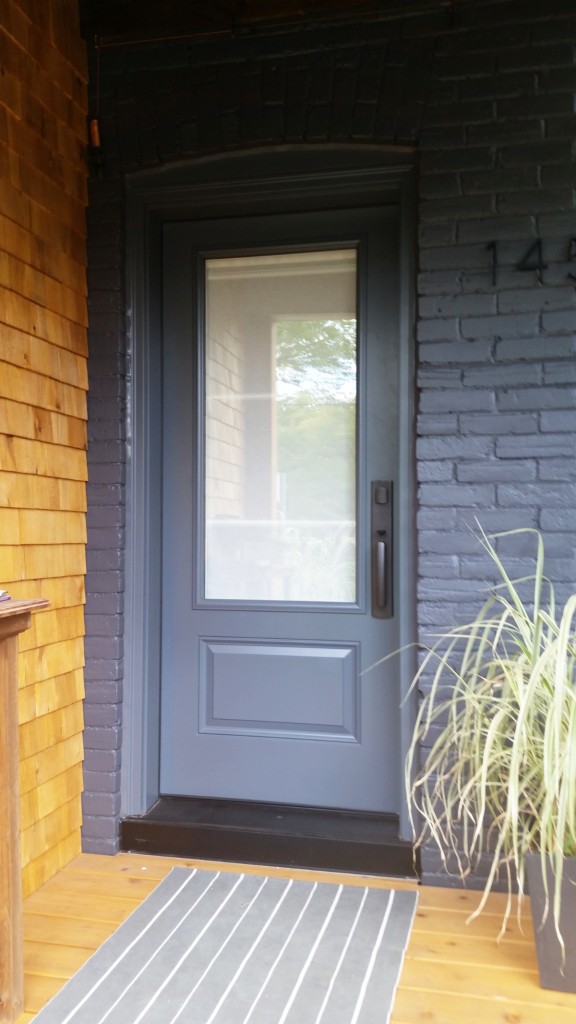 Smooth Fiberglass Entry Door | Fieldstone Windows and Doors Ltd.