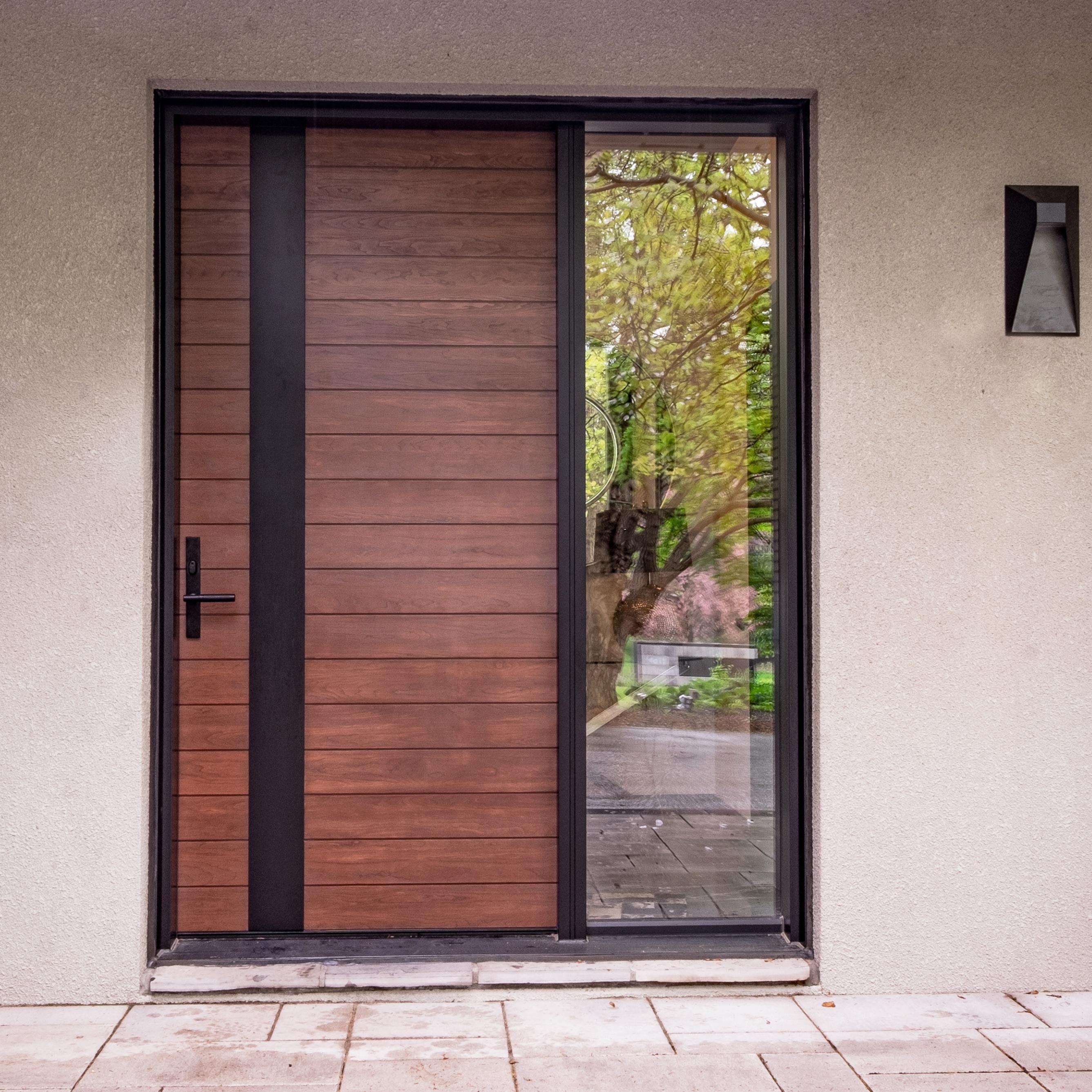 Fiberglass wood grain plank door – Etobicoke | Fieldstone Windows