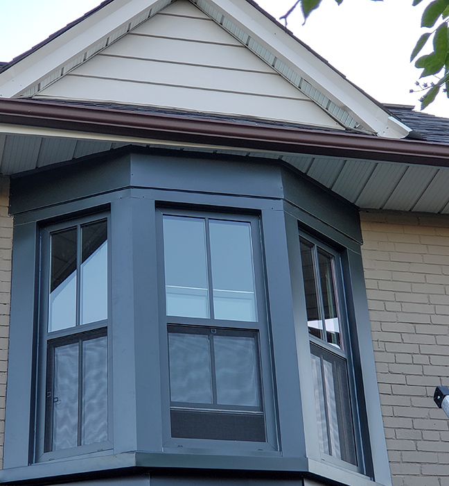 single-hung vinyl bay window toronto