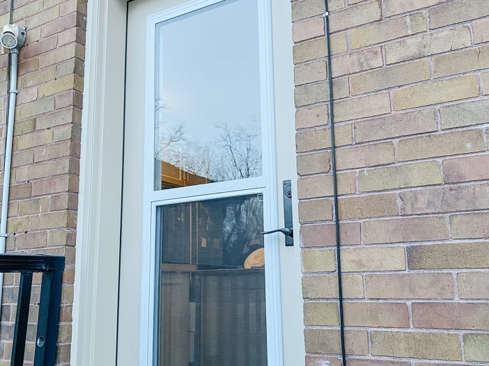 fiberglass door with venting screen