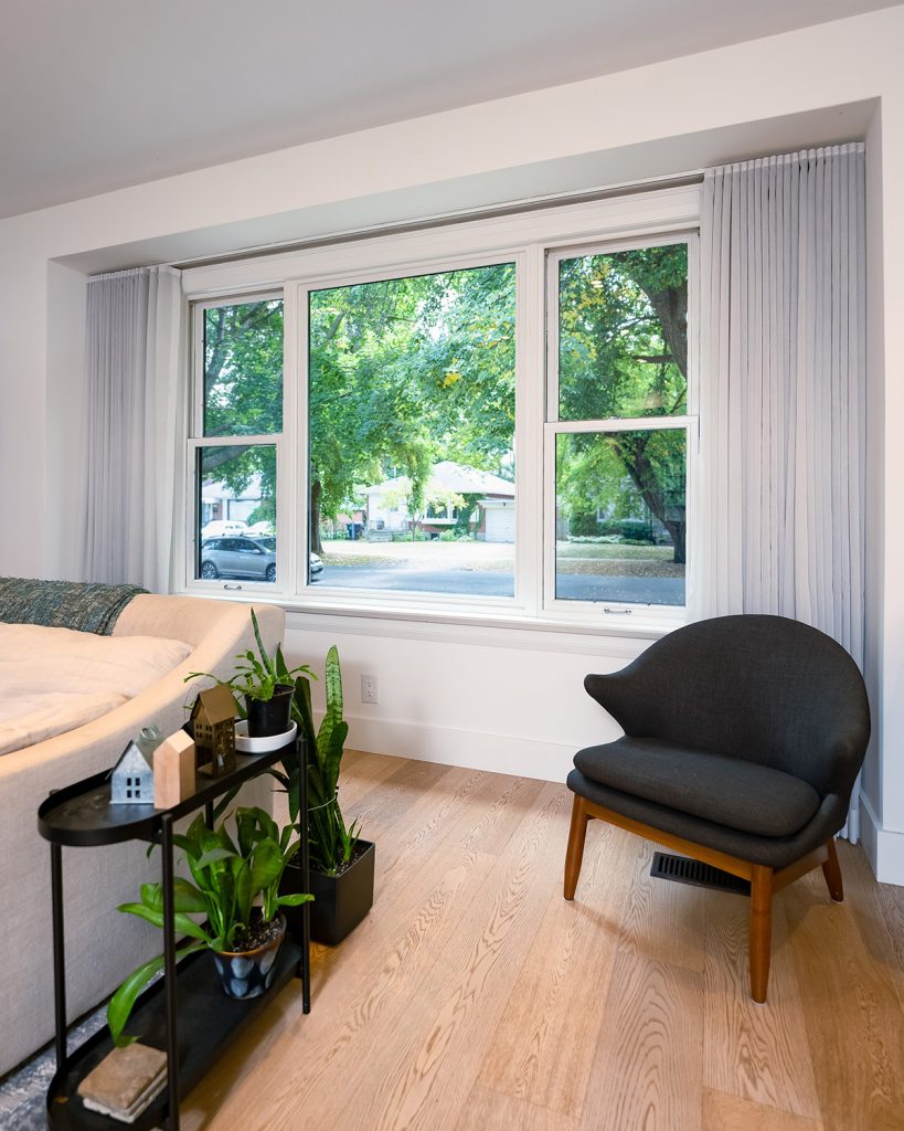 Hung Windows with Metal-Clad Wood Frames | Fieldstone Windows & Doors Ltd.