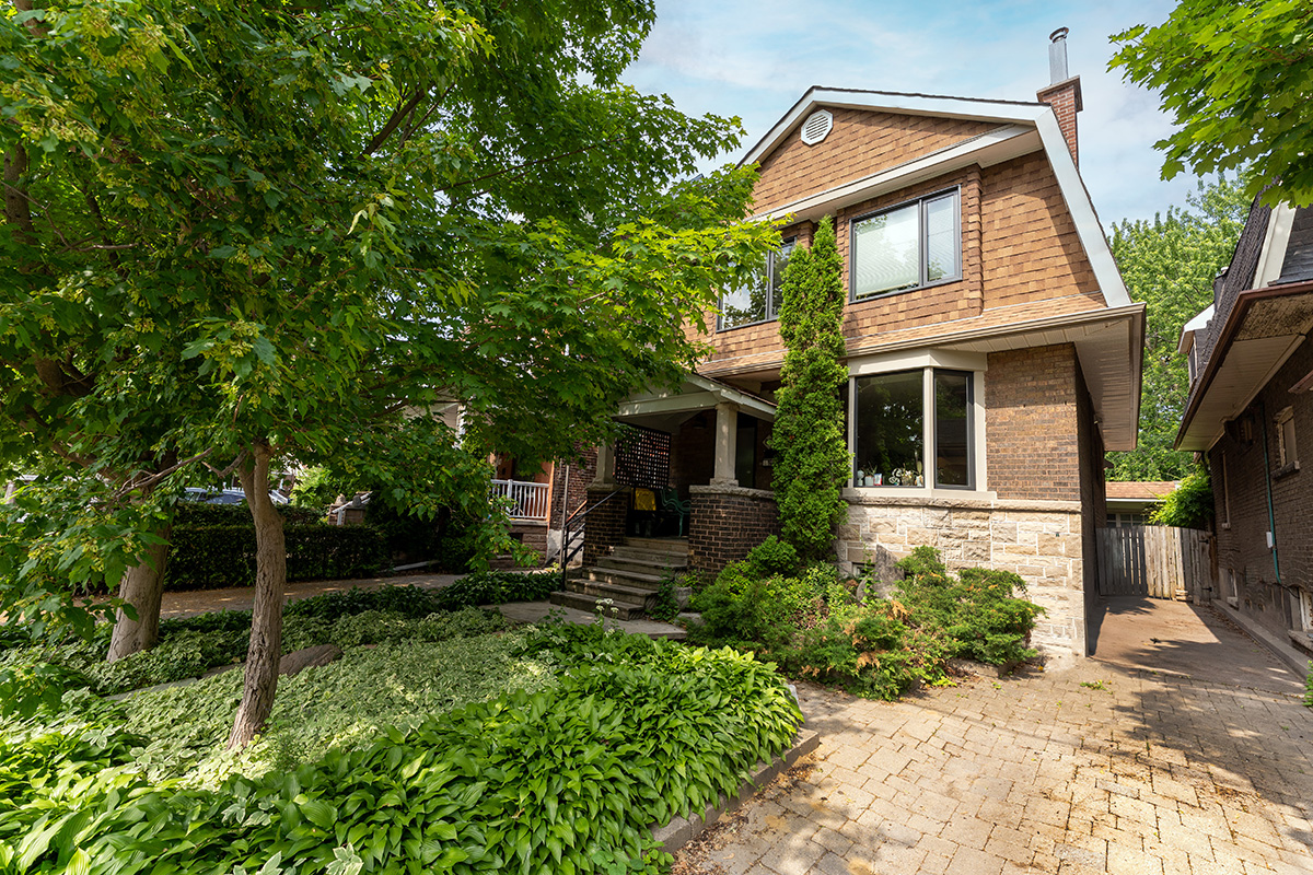 vinyl casement windows in an iron ore finish