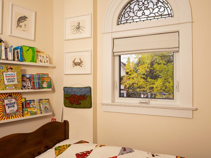 vinyl-awning-window-paired-with-original-half-round