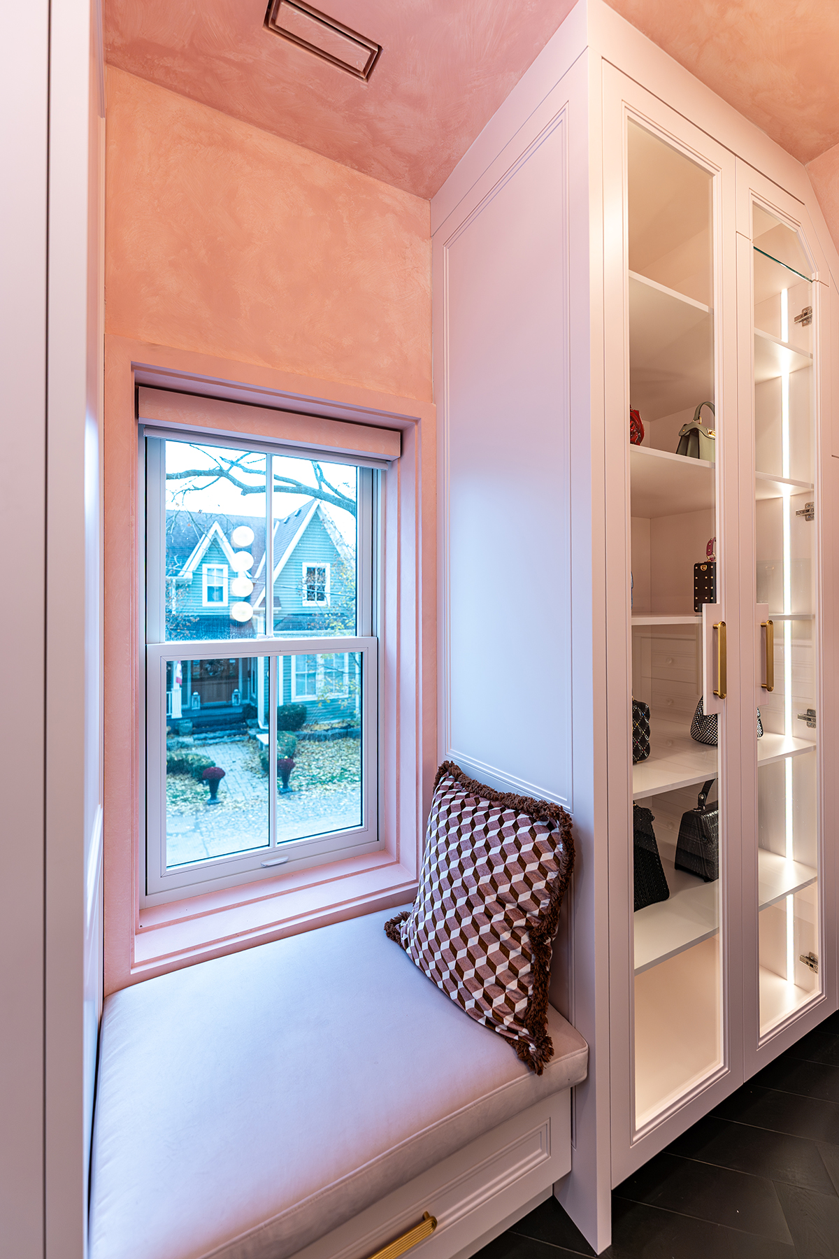 single hung hardwood windows - pink bedroom window seat
