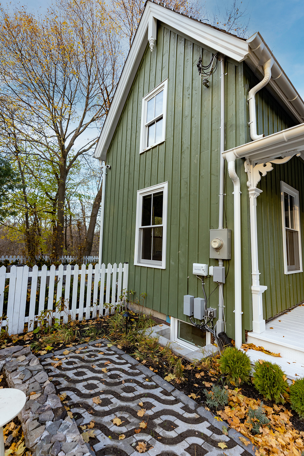 single hung hardwood windows - side exterior near gate